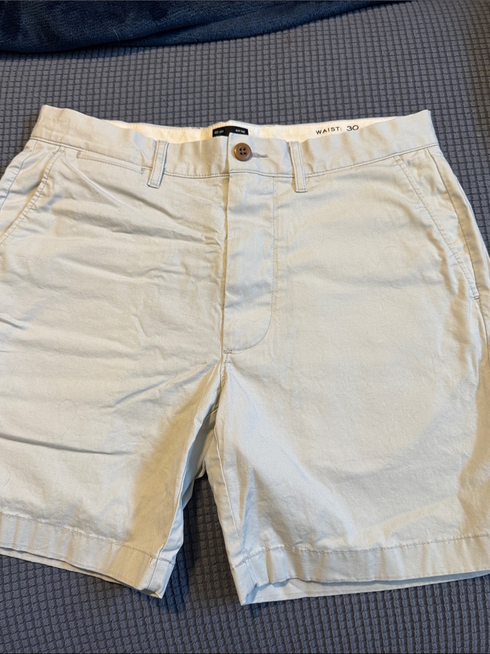 Men's Beige Casual Chino Shorts - Size 30